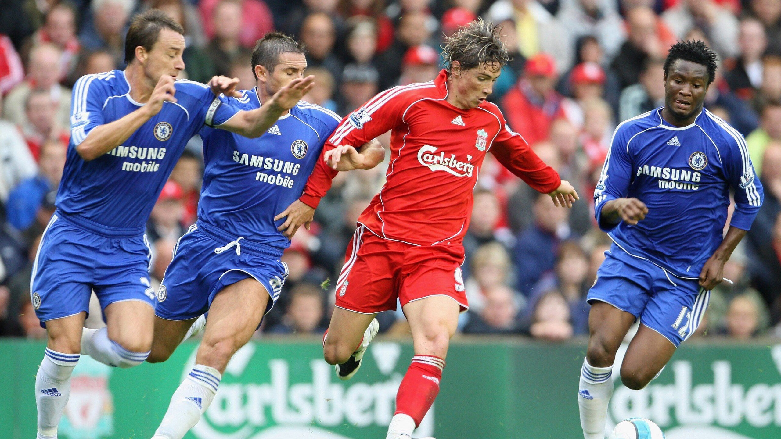 开云平台-未来“足球巨星”在欧冠舞台闪耀崭露头角，未来足坛十大新星